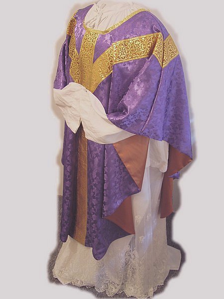 Gothic Vestments, Varied Liturgical Colours