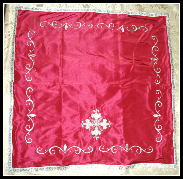 Embroidered Silk Chalice Veil with matching Burse