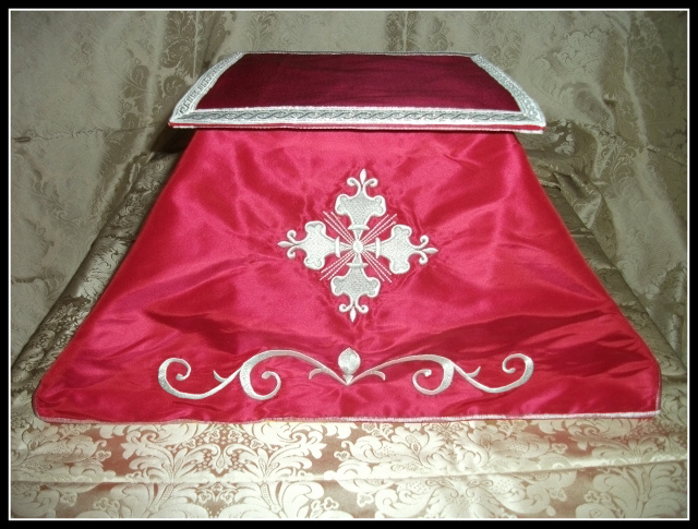 Embroidered Silk Chalice Veil with Matching Burse